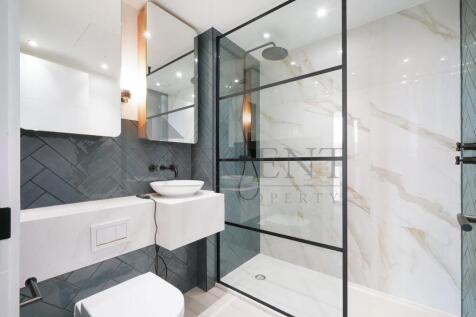 Main en-suite