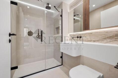 Main ensuite