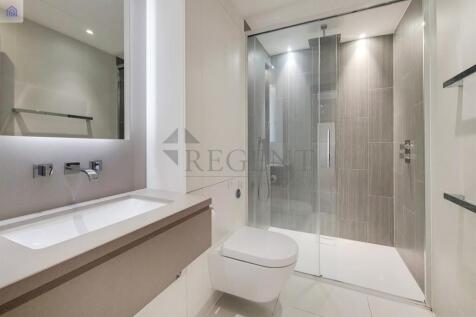 Main ensuite