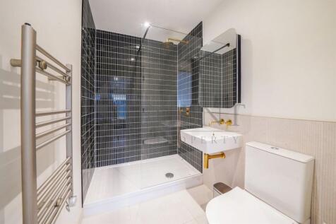 Main en-suite