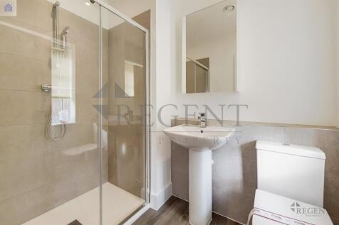 Main en-suite