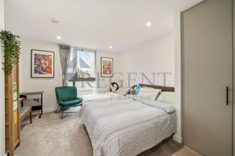 Main bedroom