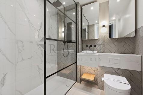 Main ensuite