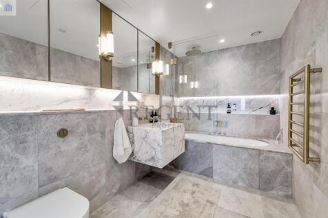 Main ensuite
