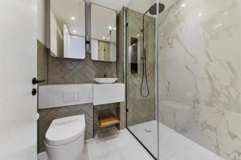 Main en-suite