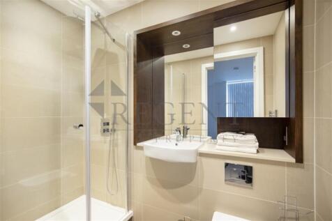 Main ensuite