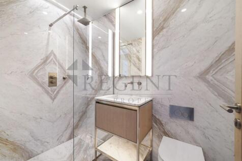 Main en-suite
