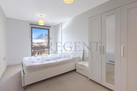 Bedroom full view