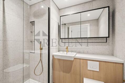 Main en-suite