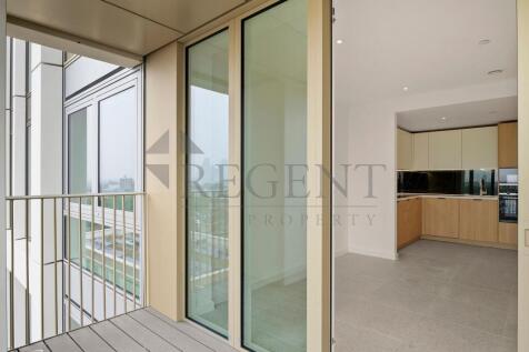 Balcony entrance 