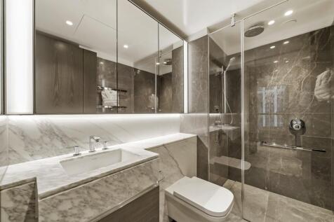 Main en-suite