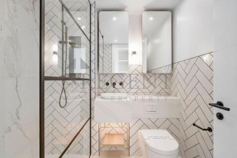 Main ensuite