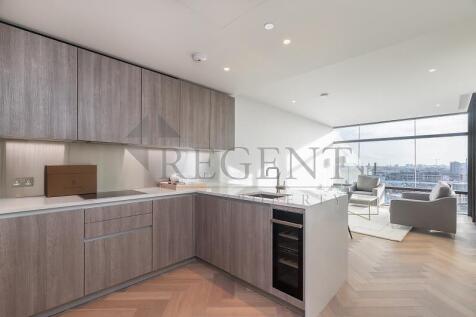Kitchen to dining ar