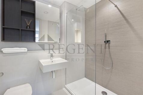 Main ensuite