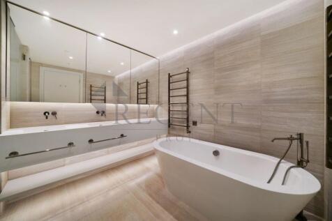Main en-suite
