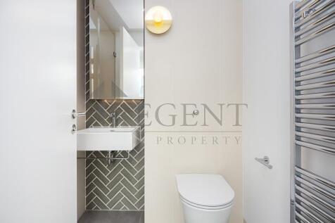 Main en-suite