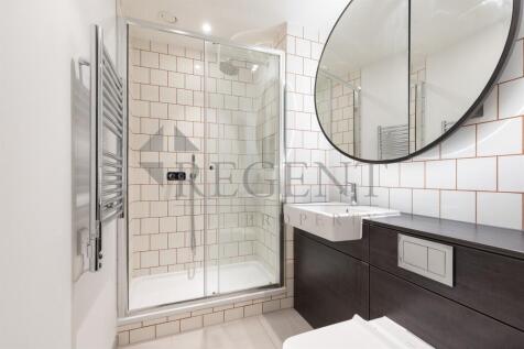 Main en-suite