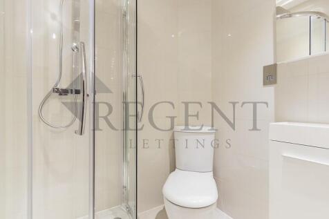 Main ensuite