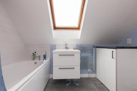 Modern Bathroom