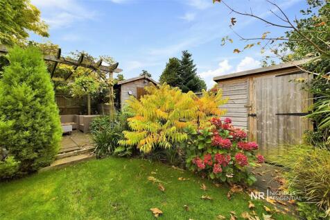 Garden Extra Photo 2