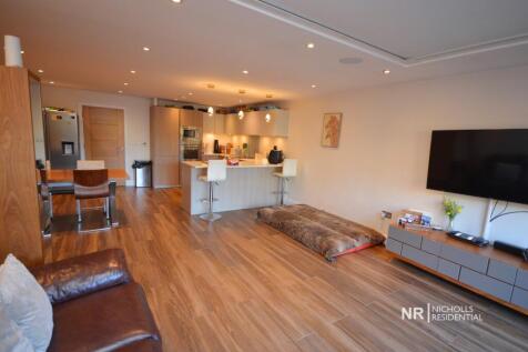 Open Plan Reception Room