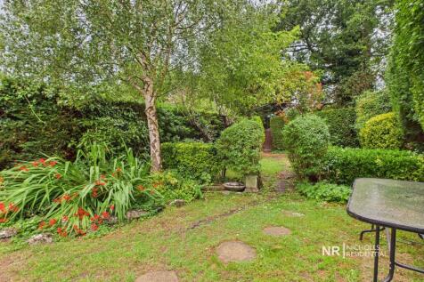 Garden Extra Photo