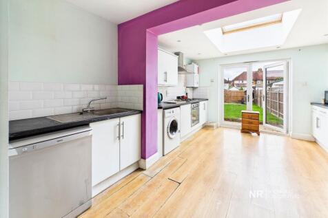 Kitchen/Dining Room Extra Photo