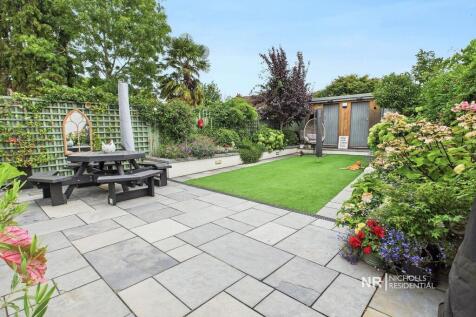 Garden Extra Photo