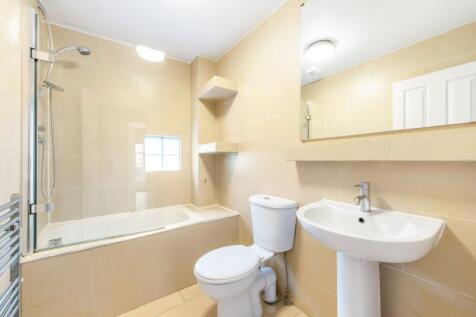 Daniel_Watney20b_Caledonian_road10.jpg