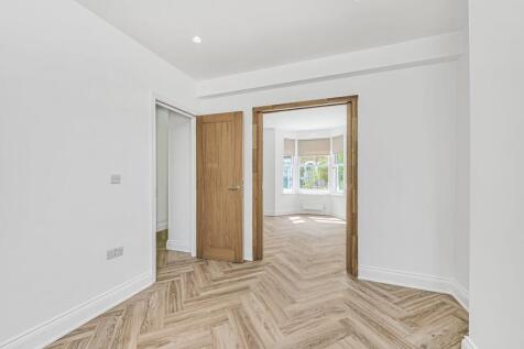 Daniel_Watney__Frobisher_Street__SE10_9XB_8.jpg