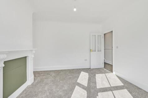 Daniel_Watney__Tuskar_Street__SE10_7.JPG