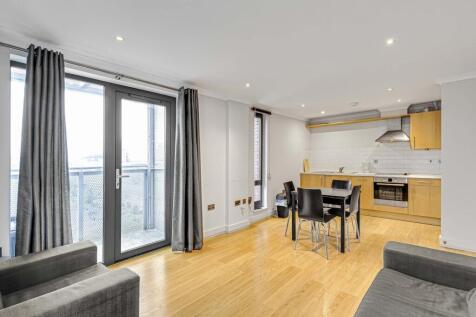 Daniel_WatneyEdge_Apartments3.jpg