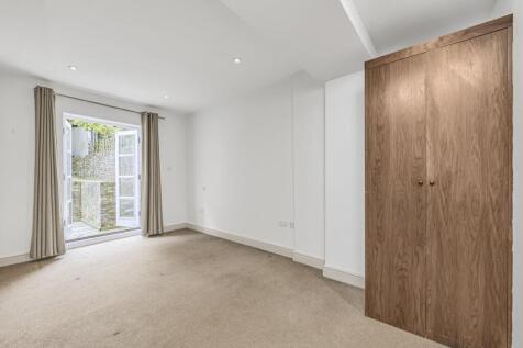 Daniel_Watney__Finborough_Road__Finborough_Rd__L