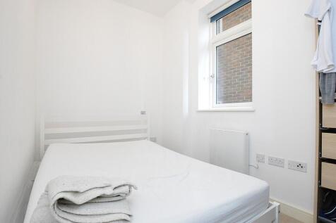 Bedroom alt