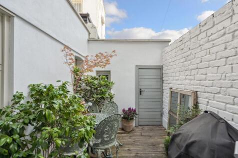 Property Image 8