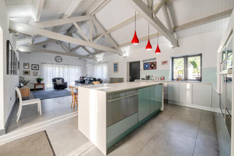 1349019-21-68baa8...