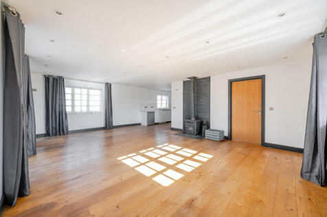 1349019-6-68baa65...