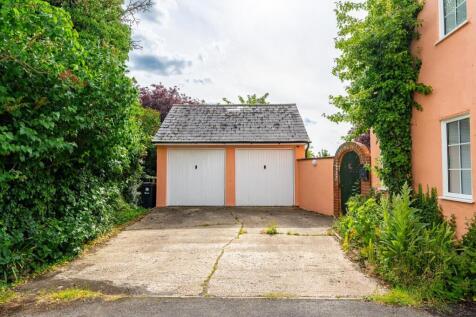Double Garage