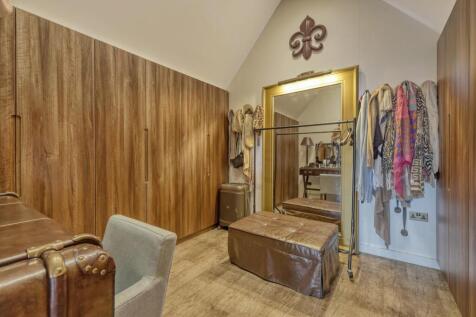 Dressing Room/Bedroom Three