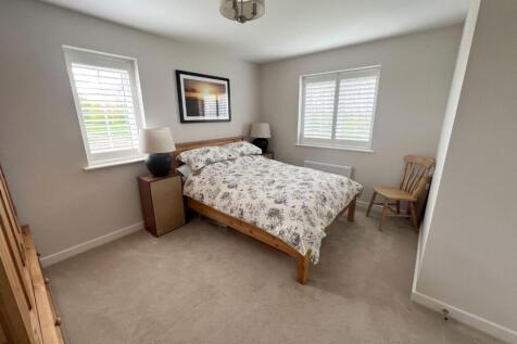 Bedroom 2.jpg
