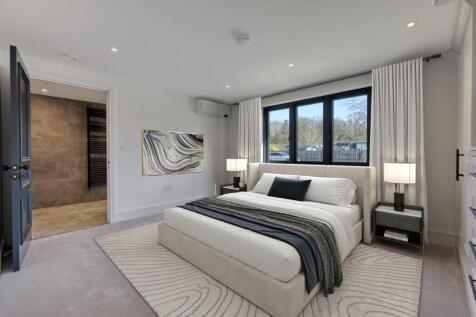 Bedroom_ (1).jpg
