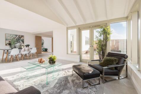 Family/Dining Room