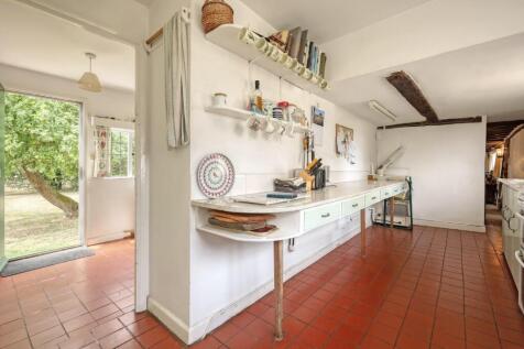 Kitchen/Utility Room