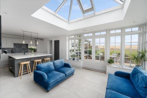 Kitchen/Breakfast/Family Room