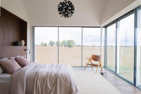Eastfield Barn Principal Bedroom