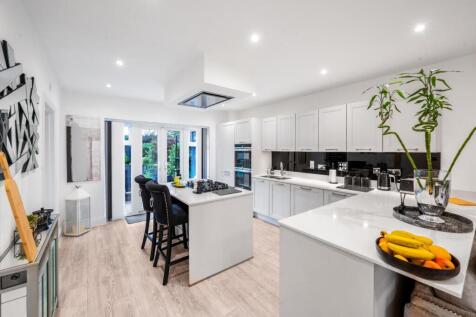 Kitchen/Breakfast Area