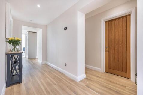 825A2836-HDR.jpg