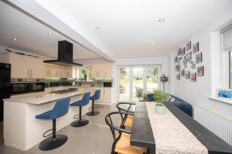 Kitchen/Diner - Dining Area