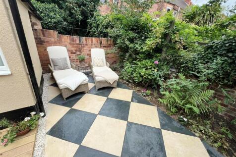12 - CC - Patio.jpg