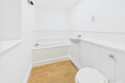 CAM05659G0-PR0020...